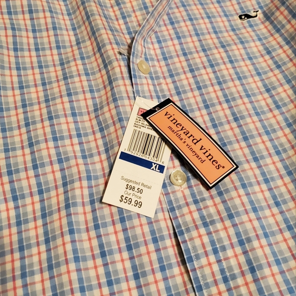 Vineyard Vines Men's Shirt - Picture 4 of 4